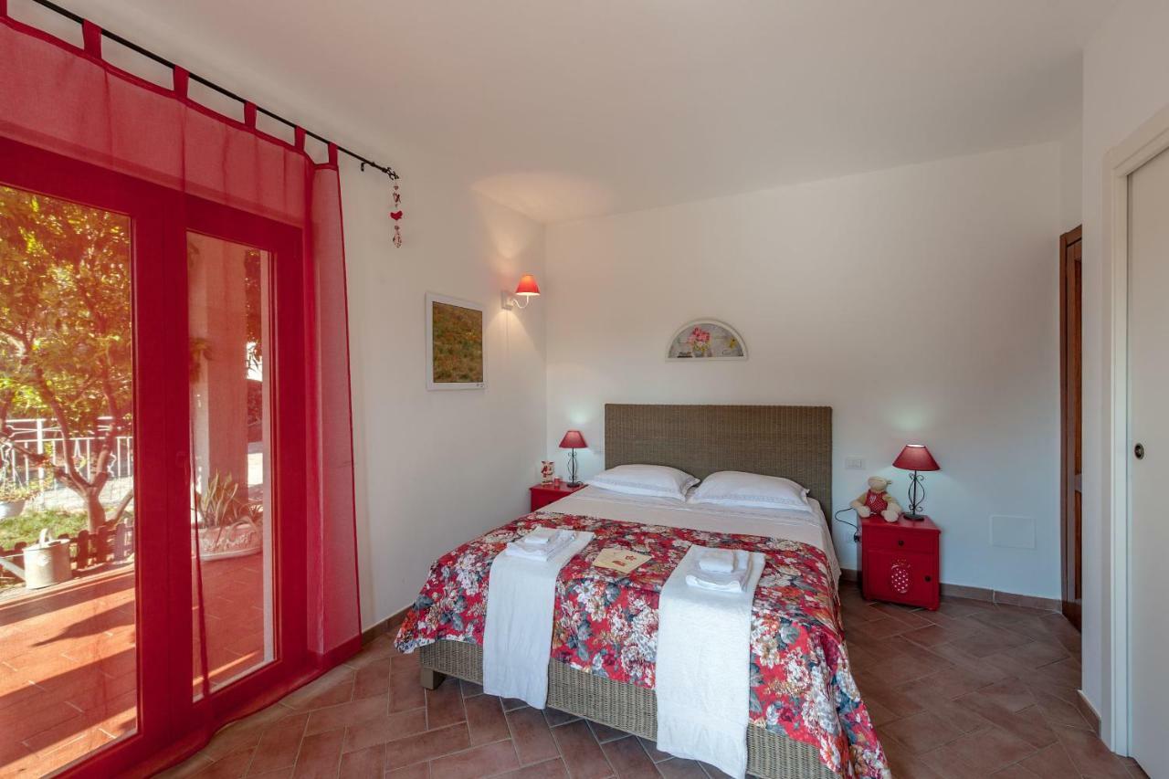 Le Tartarughe Rooms Мальяно-ин-Тоскана Номер фото